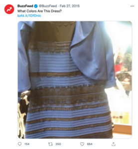 Blue and black dress Buzzfeed tweet